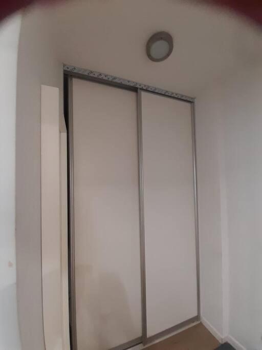 Lubmarex 1 Aleja Solidarnosci 71 Warschau Exterior foto